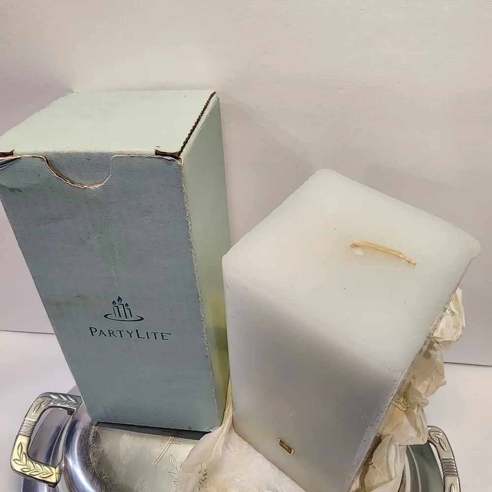 Partylite 3" x 6" Spring Water K06611 scented square pillar candle - Picture 2 of 5